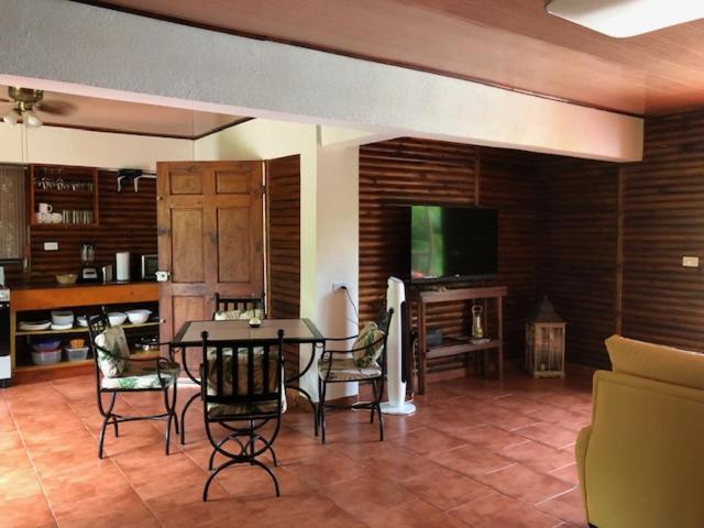 Casa Toucan Mit Privat Pool Near Np Ballena Uvita Kültér fotó